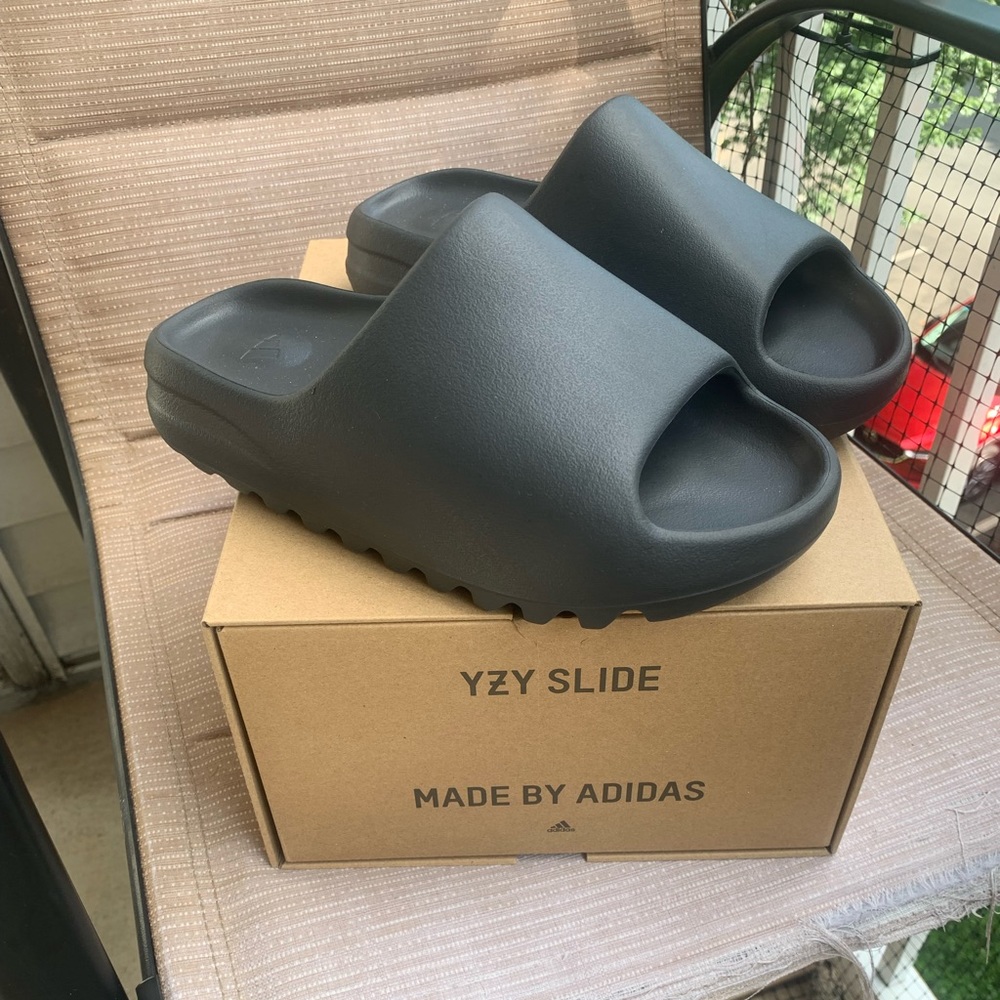 Brand New Yeezy Slides